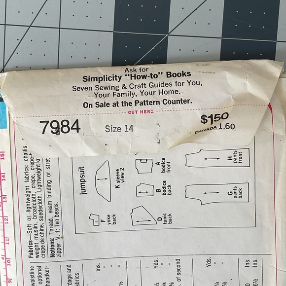 Vintage Simplicity jumpsuit sewing pattern 7984, Misses size 14, Bust 31-36, - Picture 4 of 5